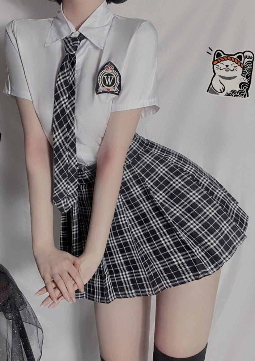 japanese schoolgirl costume - 0